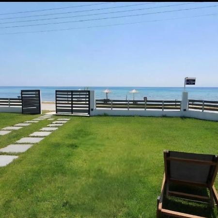 Thea Suites Nea Kallikrateia Экстерьер фото