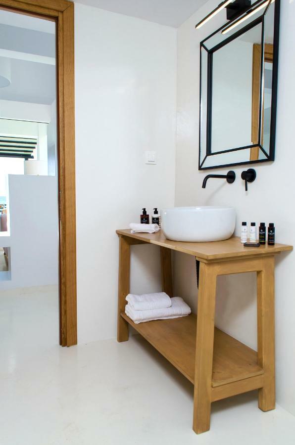 Thea Suites Nea Kallikrateia Экстерьер фото