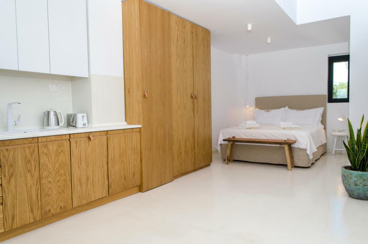 Thea Suites Nea Kallikrateia Экстерьер фото