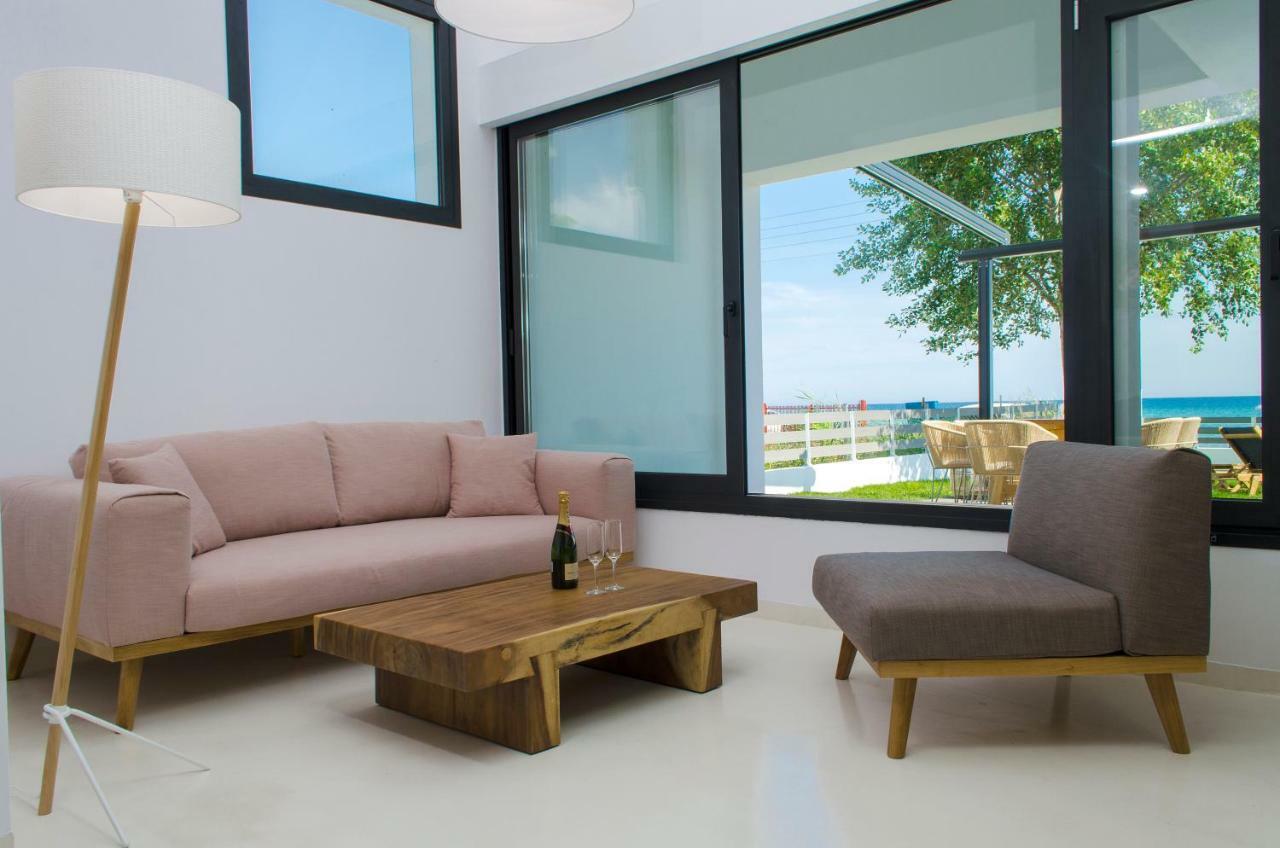 Thea Suites Nea Kallikrateia Экстерьер фото